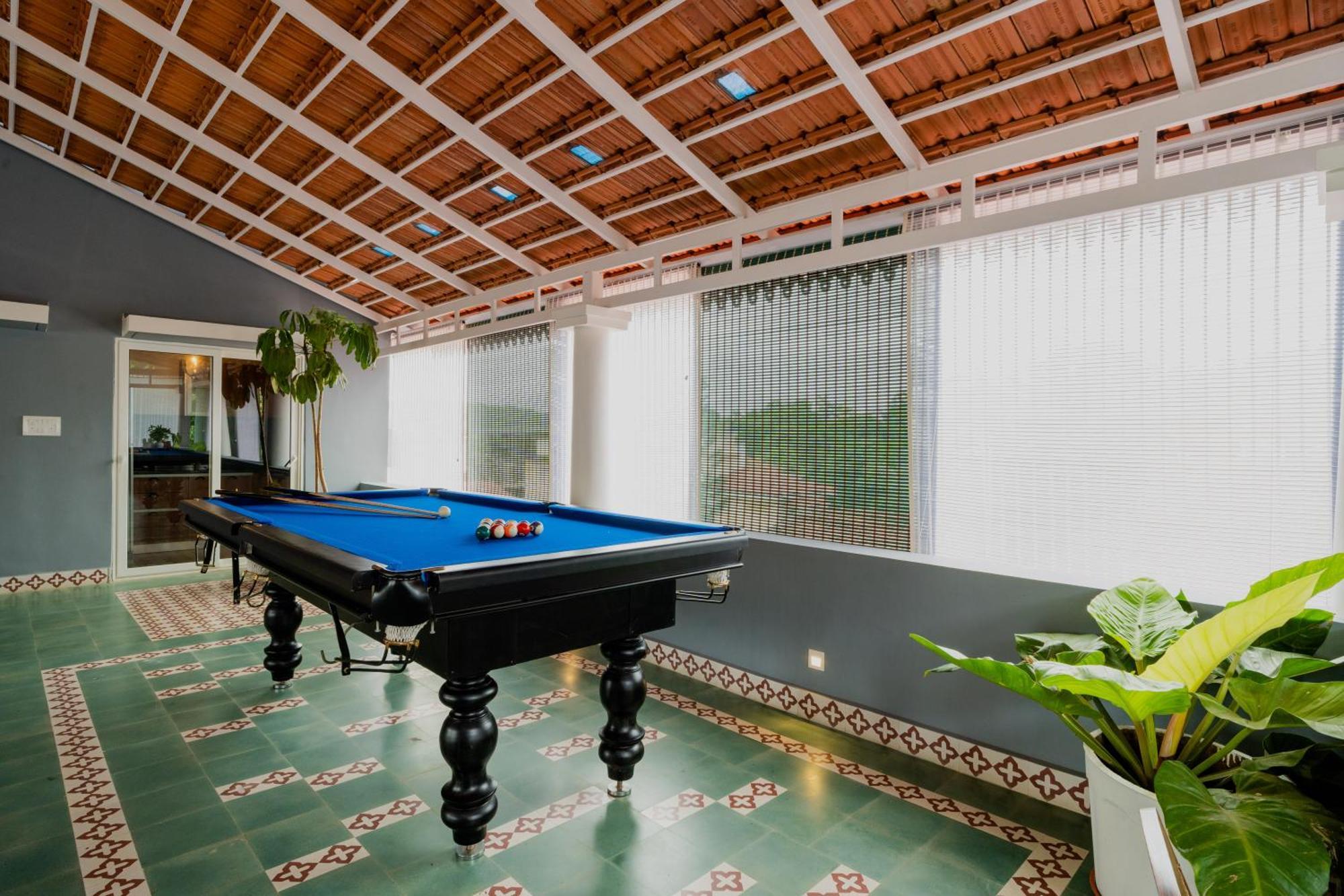 Elivaas 5 Bhk With Pvt Pool, Entertainment Room & Glass House - Bludoor Marmagao Eksteriør bilde